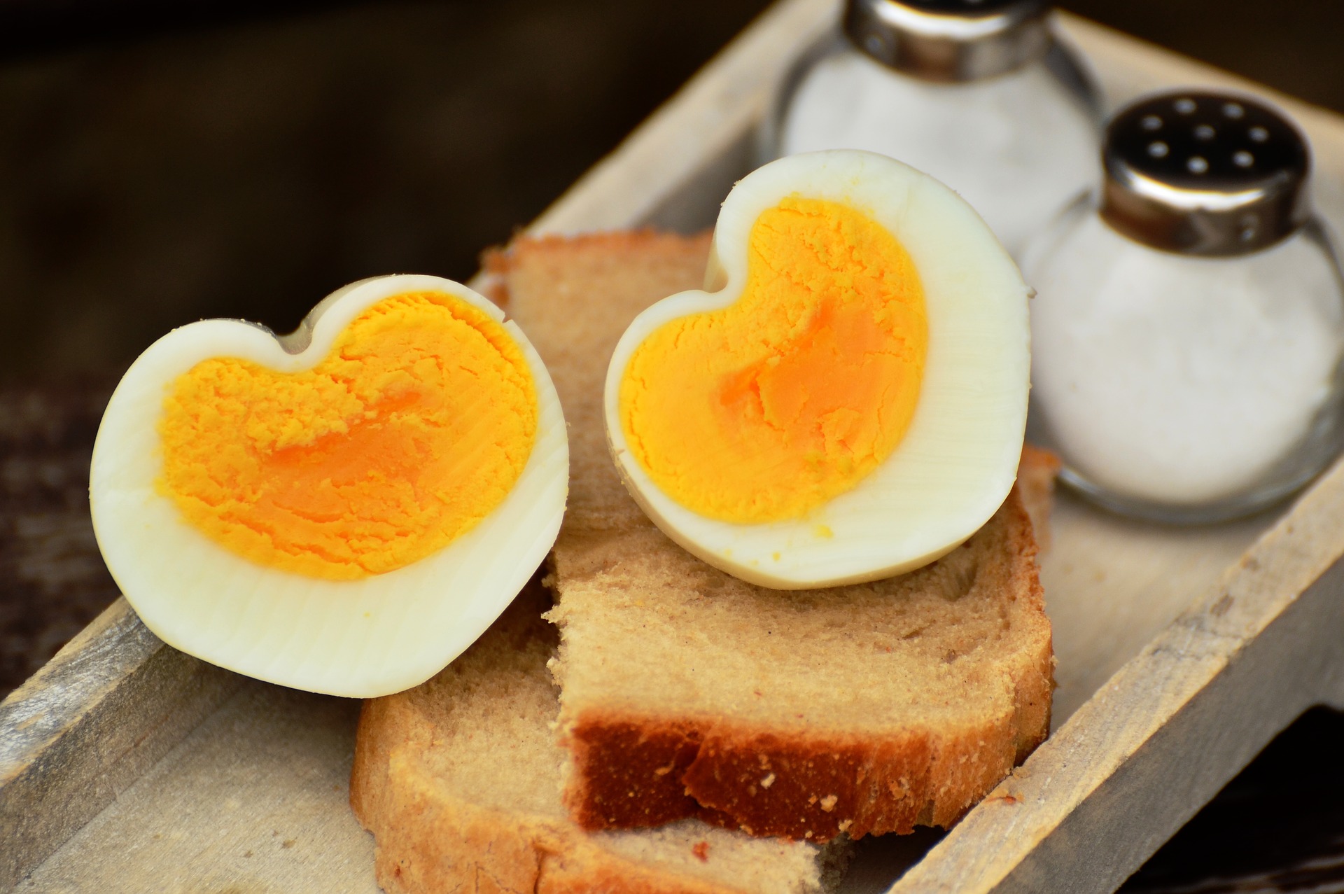 L’uovo col pane e altri ricordi del cuore