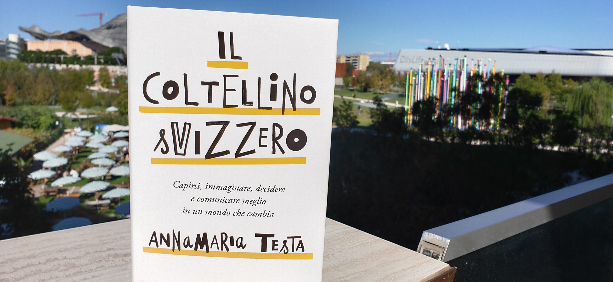 Il coltellino svizzero di annamaria testa